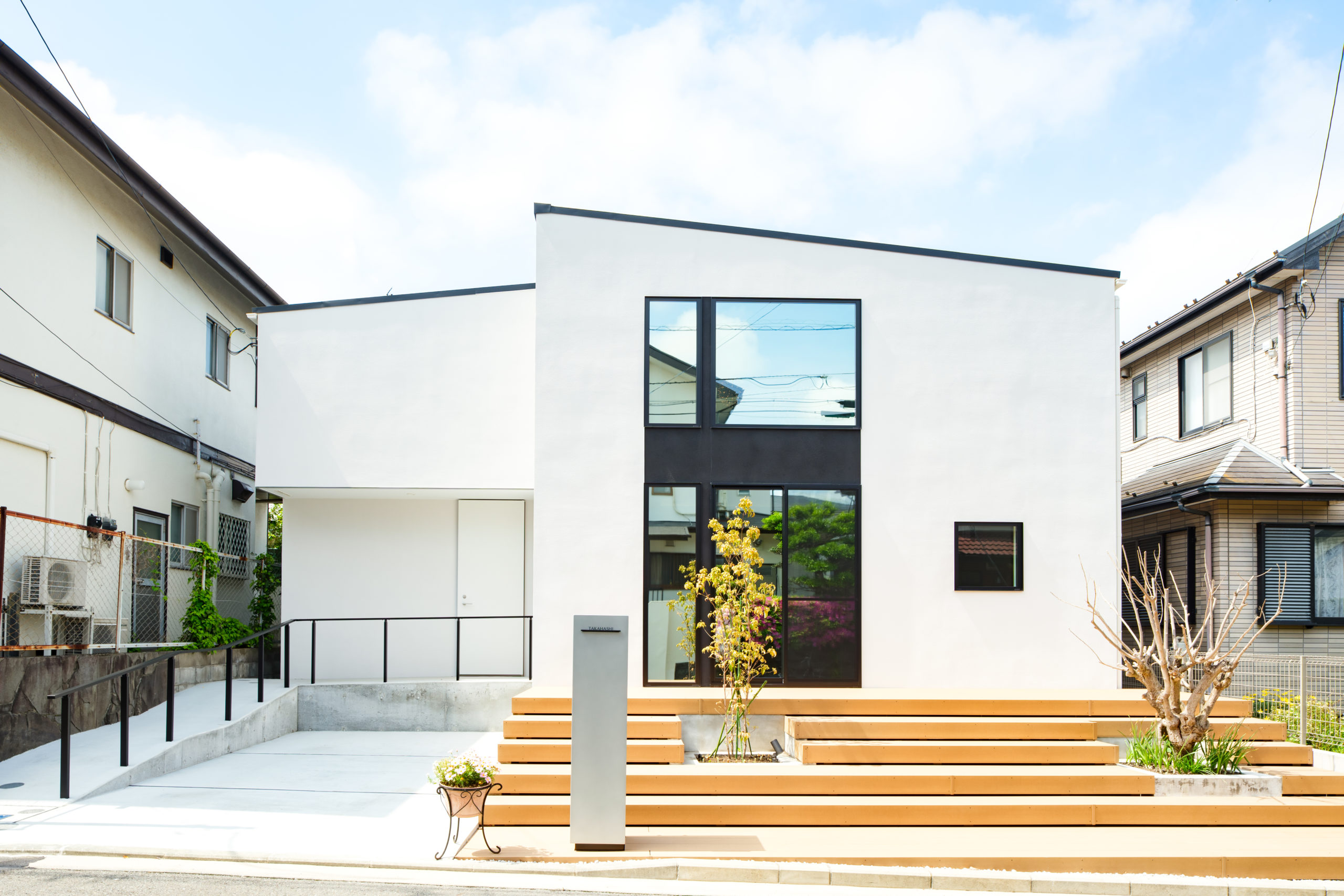 地域に根差した住宅会社とつくる、安心の家づくり