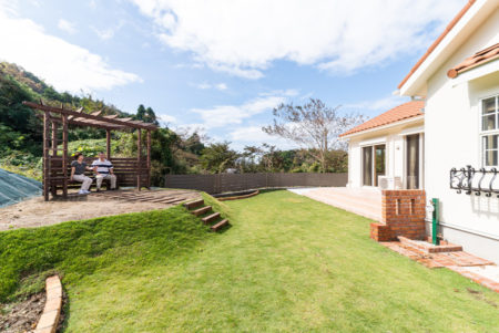 おしゃれで暮らしを豊かにしてくれる庭の作り方